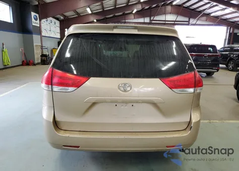 2013 Toyota Sienna from USA, damaged, VIN 5TDZK3DC4DS297610